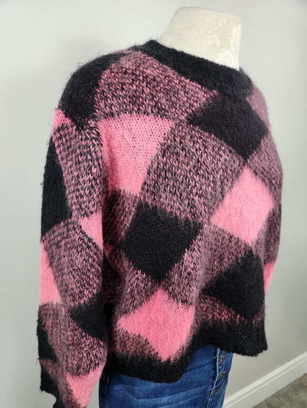 ASO Emily In Paris & Taylor Swift Pink Black Plaid Sweater Oversized Fits Small - Picture 7 of 15